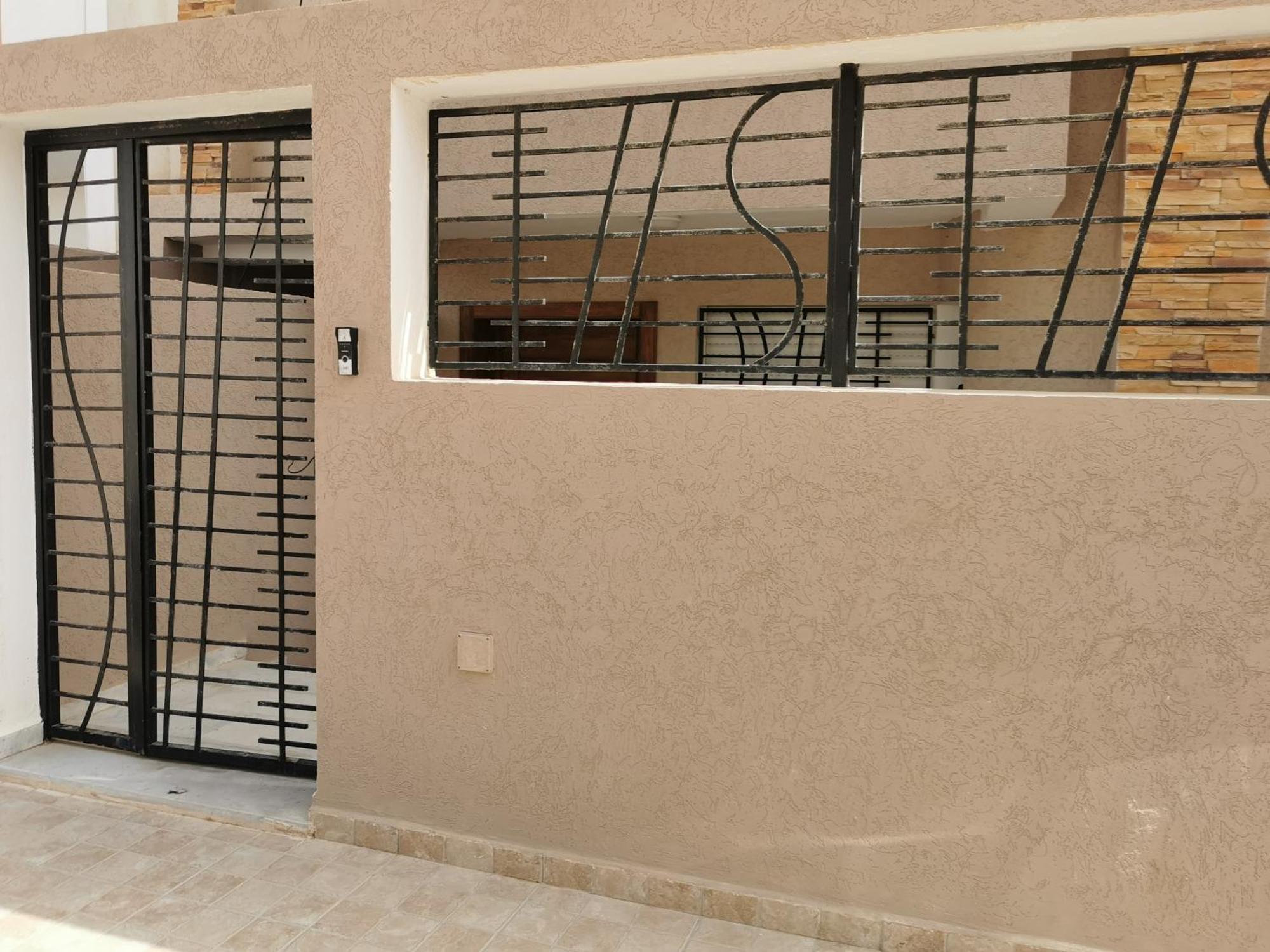 Rdc S2 Pieds Dans L'Eau Parking Privee Hammam Sousse Exterior photo